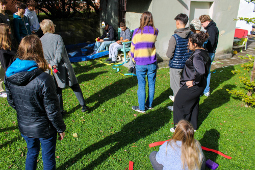 Workshop Mental Health Awareness Day - Übung im Garten